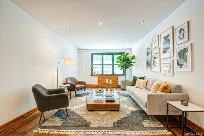 Building Photo - 34-40-40 79th St Unit 1D