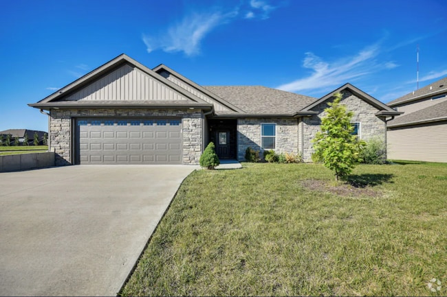 Building Photo - 3407 Goldenwood Dr Rental