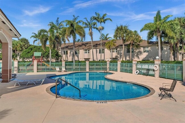 Photo - 2299 NW 77th Way Unidad 102