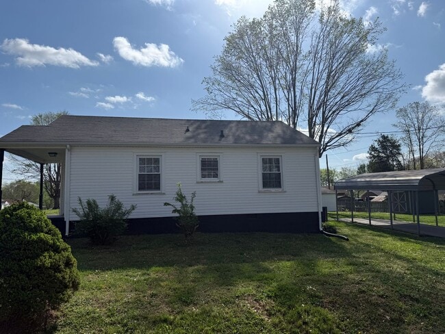 Photo - 2 Bed/1 Bath House