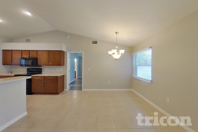 Photo - 4739 Acorn Dr