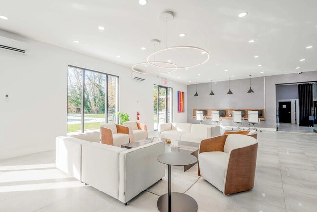 Building Photo - Milbrook Park Apartments