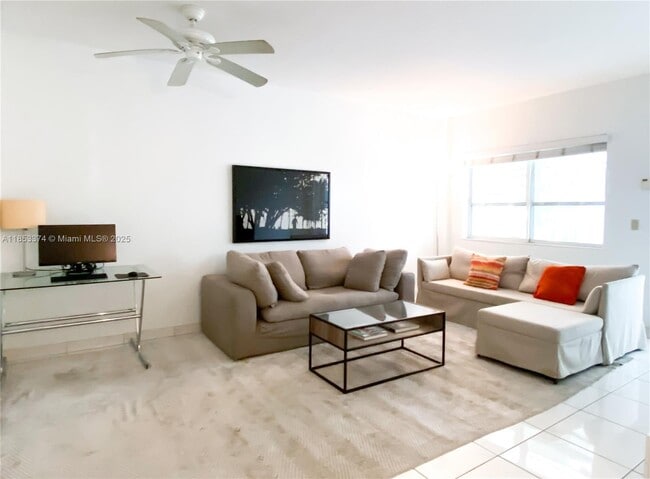 Building Photo - 1755 Washington Unit 2C Rental