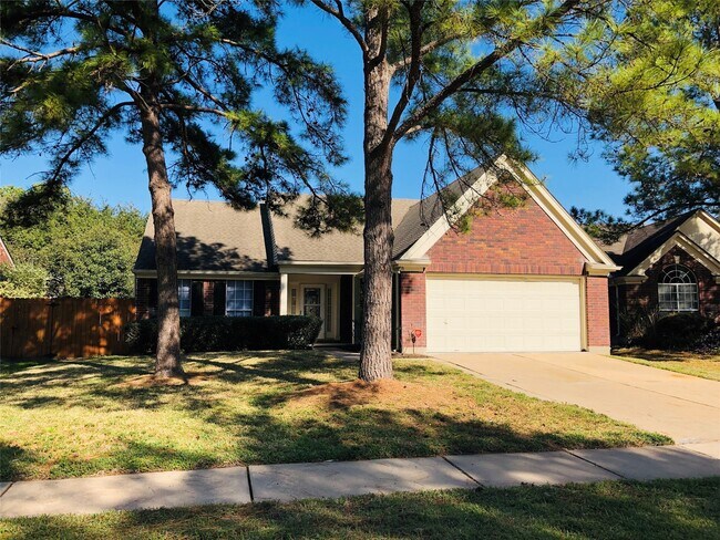 Building Photo - 18006 Golden Ridge Dr Rental