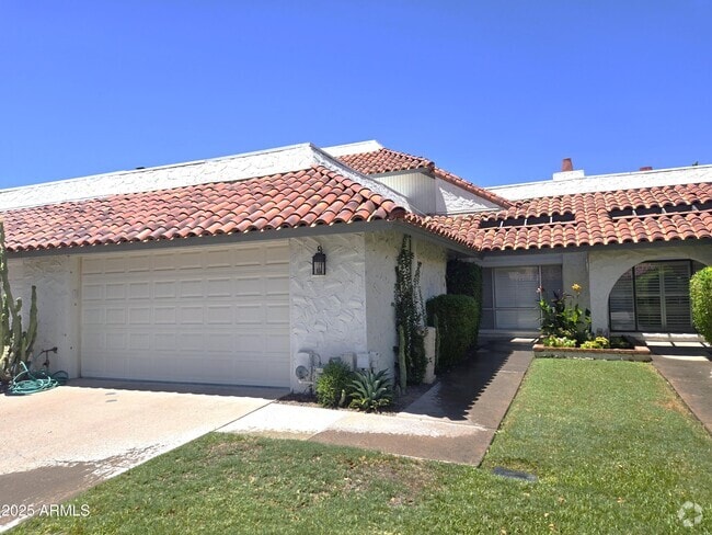 Building Photo - 5832 N Scottsdale Rd Rental