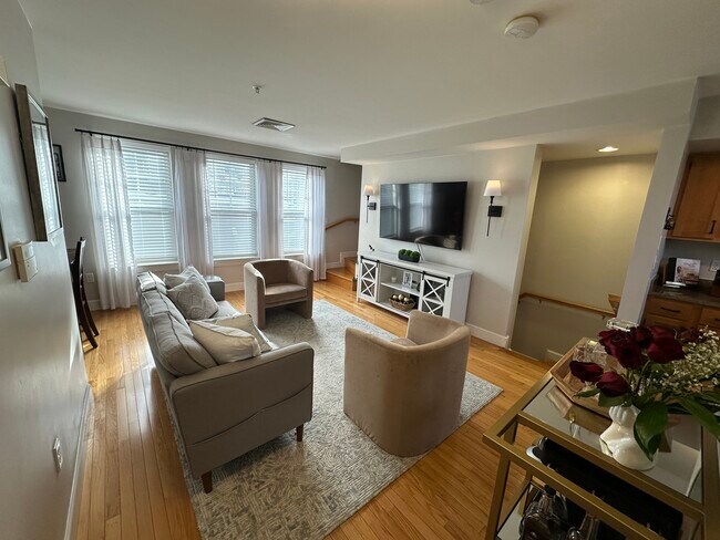 Photo - 136 Library St Unit B132