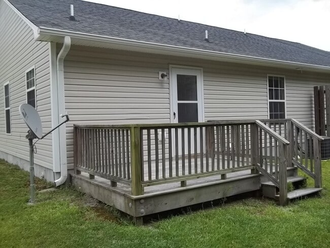 Photo - Home close to beach and bases.