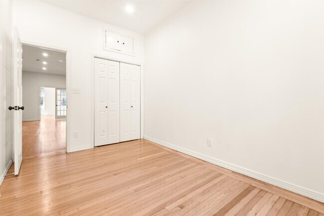 Photo - 94 Wayne St Unit 2