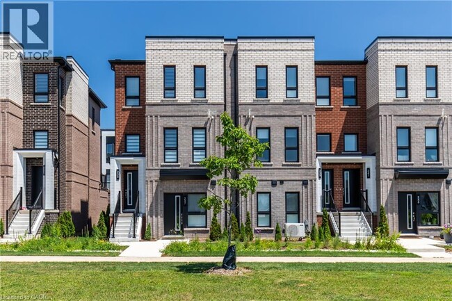 Photo - 237 Burke St
