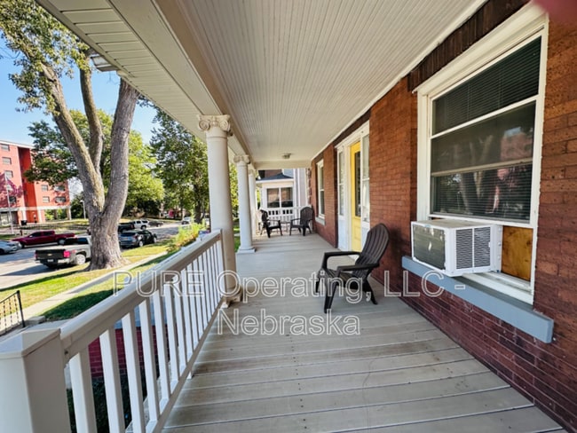 Photo - 4821 Underwood Ave Unit 3