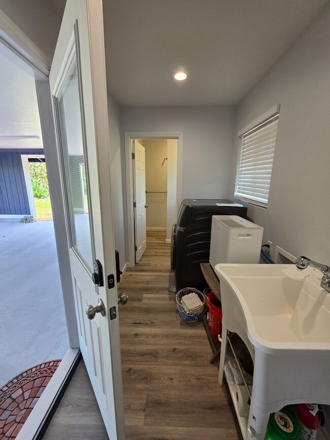 Photo - Available August 1 | Fully Furnished 3BD/3BA Home in HPP (Hawaiian Paradise Park)