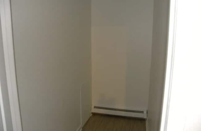 Photo - 903 Portage St