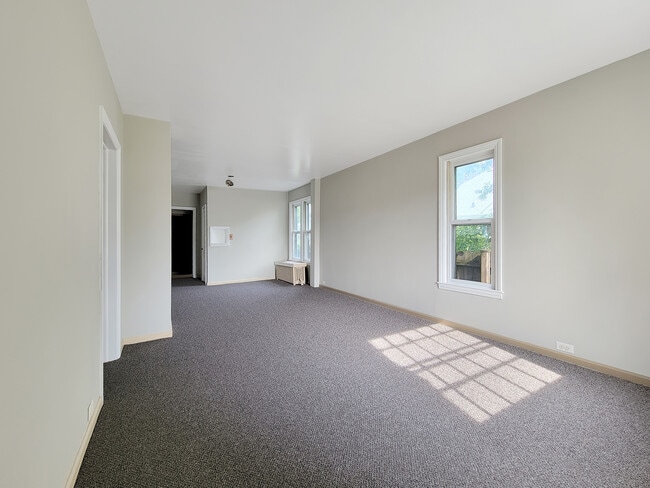 Photo - 3512 14th Ave Unidad Lower