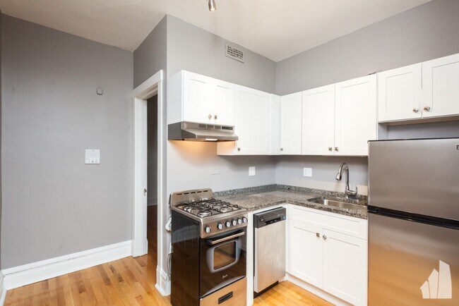 Photo - 439 W Melrose St Unit 39-3B