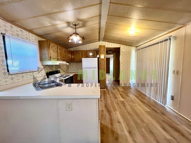 Photo - 4993 Beckman Rd