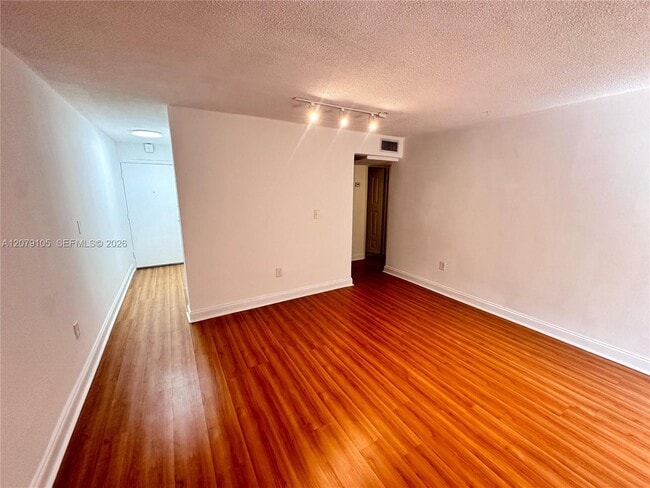 Photo - 2498 SW 17th Ave Unit 4308