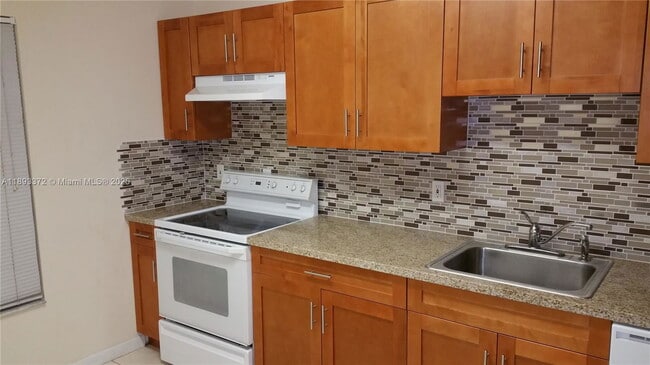 Photo - 2531 NE 184th Terrace