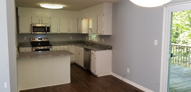 Photo - 3 Chanter Ct