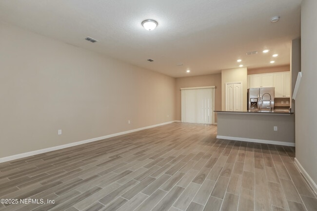 Photo - 7419 Palm Hills Dr