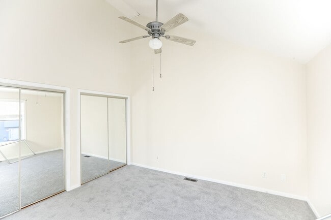 Low Maintenance Condo - Low Maintenance Condo