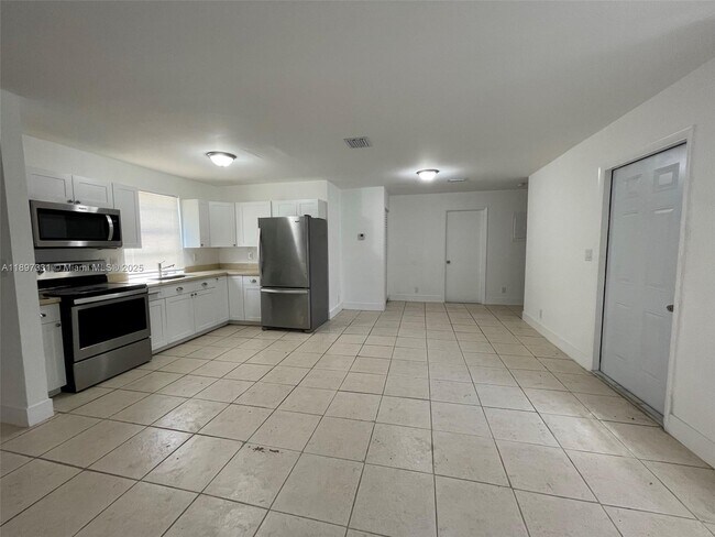 Photo - 1842 Madison St Unidad 1