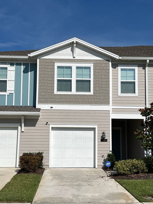 Newer Home just Minutes from Beach and May... - Newer Home just Minutes from Beach and May...