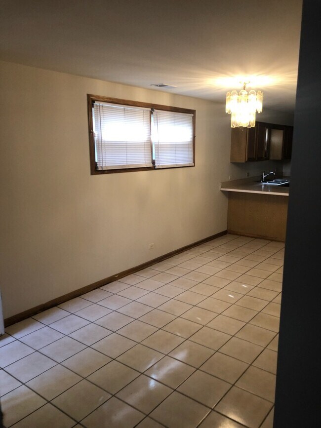 Photo - 2958 S Archer Ave Unit G