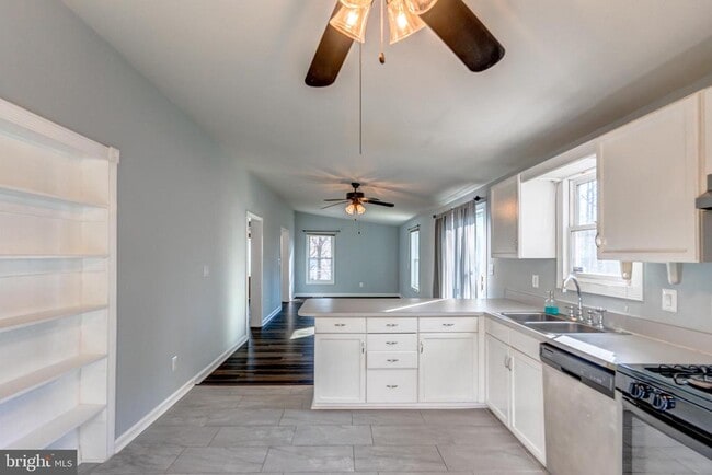 Photo - 12121 Catalina Dr