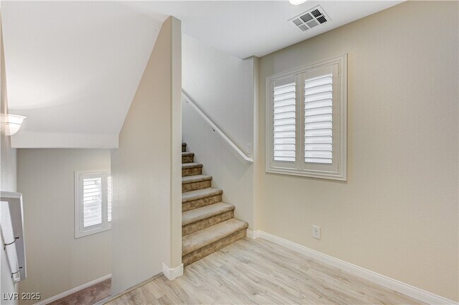 Building Photo - 7256 Sterling Rock Ave Rental