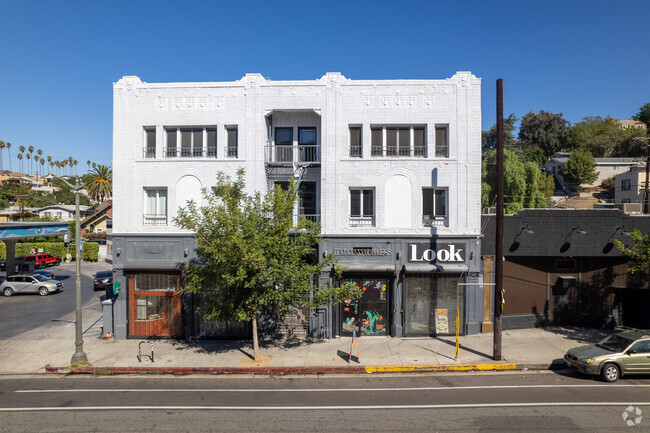 Building Photo - SNS - 1461 Sunset Blvd Rental