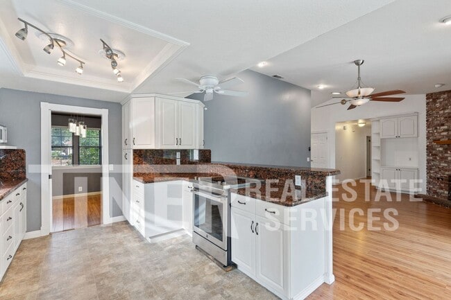 Photo - 3065 Cerro Cir