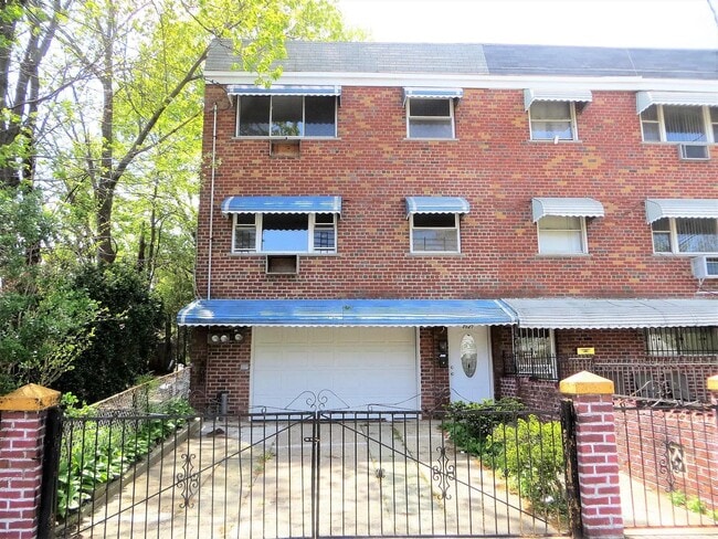 Photo - 3521 Tiemann Ave Apartment Unit 2