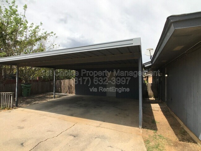 Photo - 7041 Crosstimbers Ln