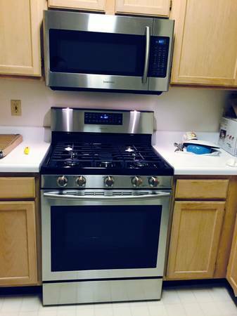 stainless appliances - 12000 Taliesin Pl Unit 22