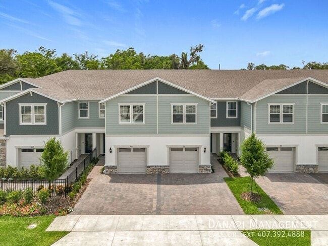 Photo - 431 Meadowland Pt