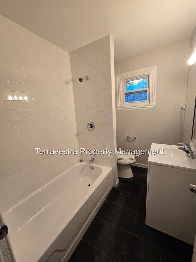 Photo - 321-323 South 5th Street Unidad 323 South 5th Street