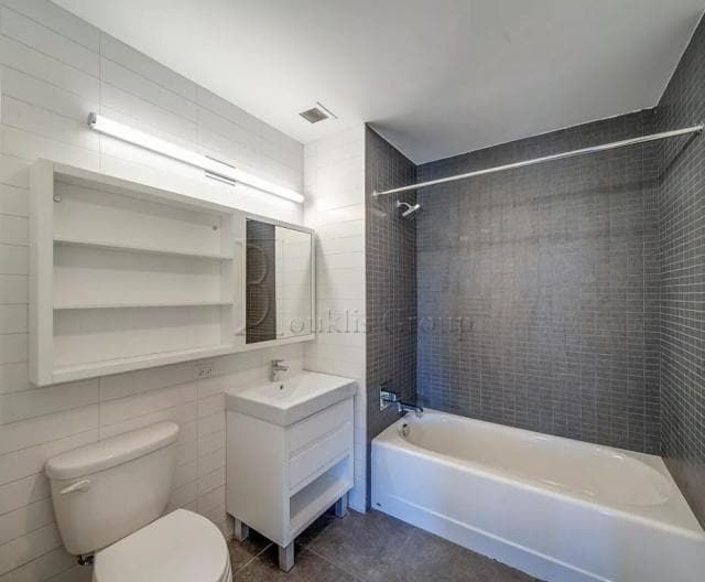 Photo - 1 bedroom in Queens NY 11106 Unit 5G