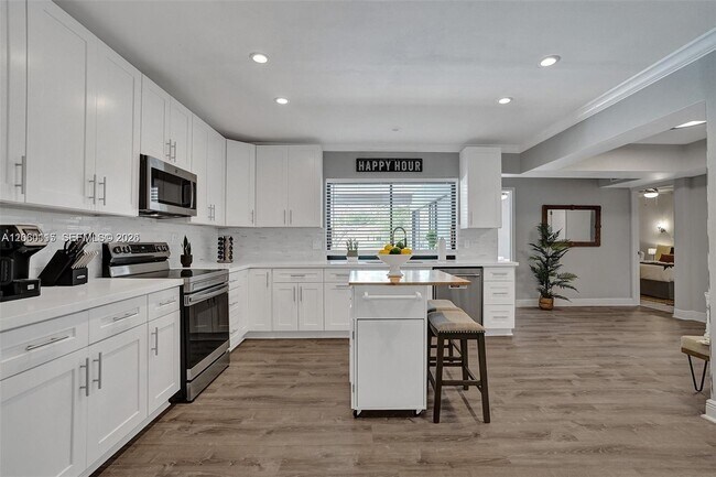 Photo - 1941 SW 52nd Terrace