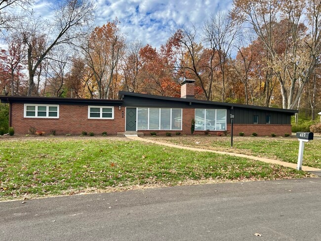 Building Photo - 417 Wenneker Dr