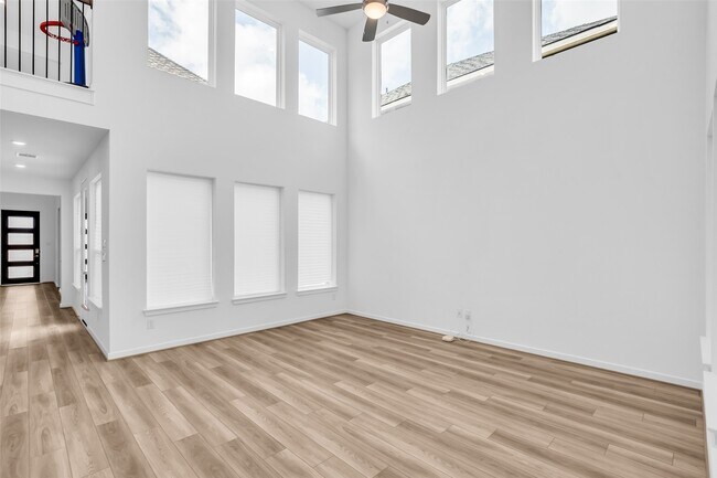 Photo - 17822 Carnation Gln Dr