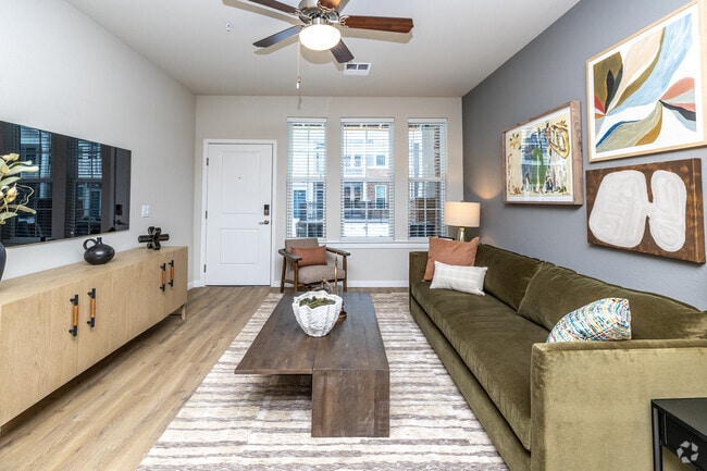 2BR, 2BA - 1,212 - Living Room