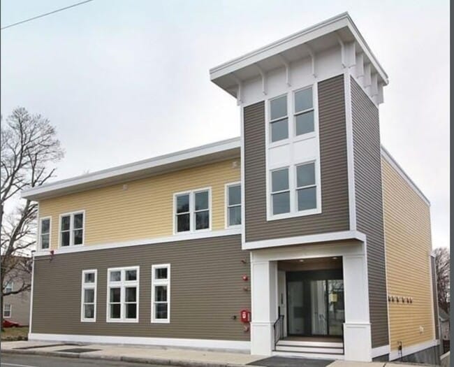 Photo - 150 Green St Apartment Unit 2B