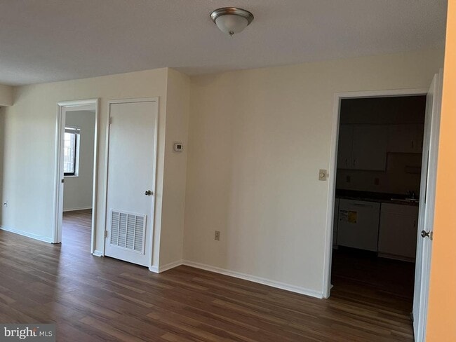 Photo - 15101 Interlachen Dr Unidad 1-819