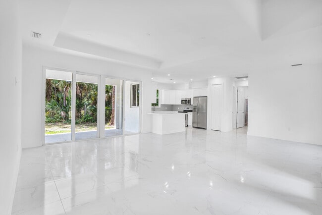 Photo - 3262 10th Ave SE Casa