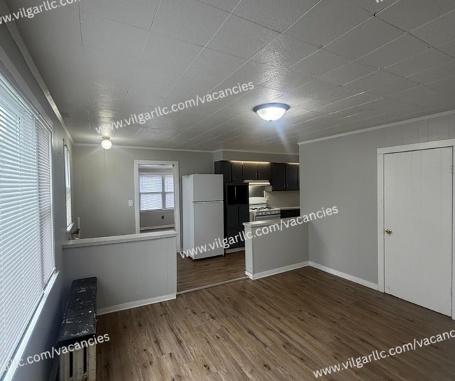 Photo - 1114 Pine St Unit Lower Apt- 1