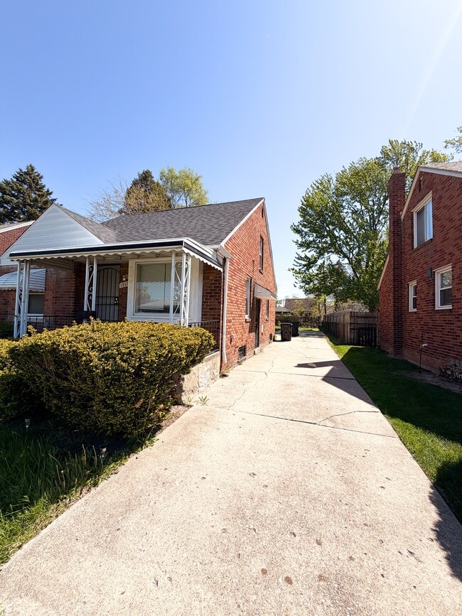 Photo - 19170 Joann Ave