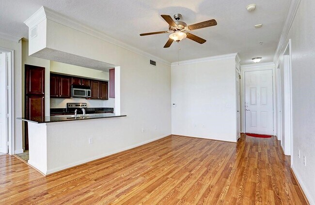 Photo - 7575 Kirby Dr Unit 2304