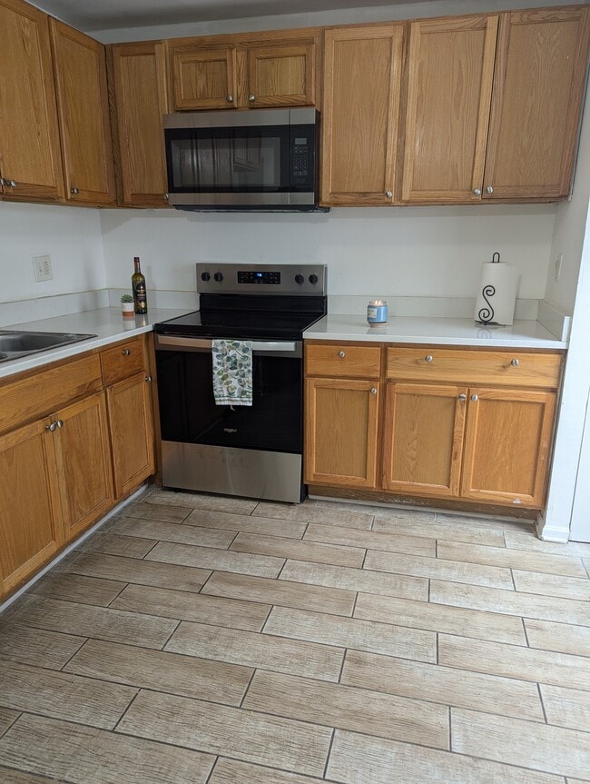 Photo - 3064 Comte Ct
