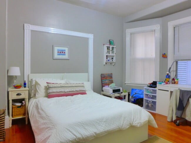 Photo - 61 Hillside St