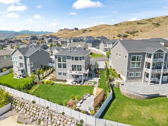Photo - 761 W Summer View Ln Unidad Upper Residence